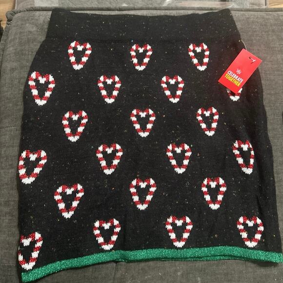 Christmas skirt and top. Celebrate Together! Holiday out fit women’s size Lg NWT - Picture 2 of 16